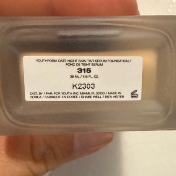 Youthforia Foundation with Blue Cap - Picture 2 of 2